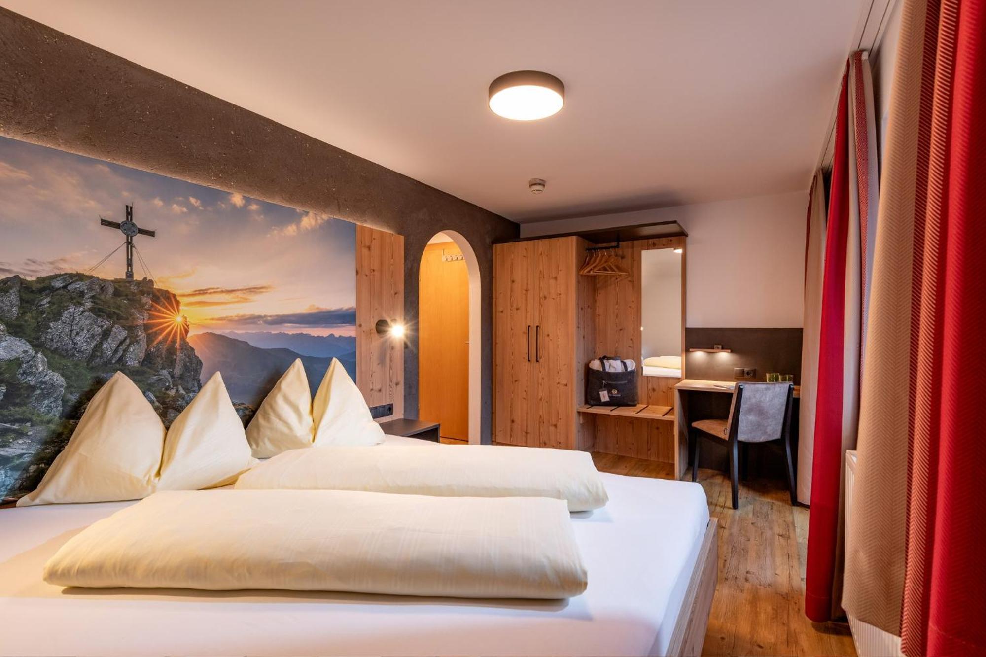 Das Sonnleiten Ski- Und Motorradhotel Bruck Im Zillertal Bruck am Ziller 외부 사진